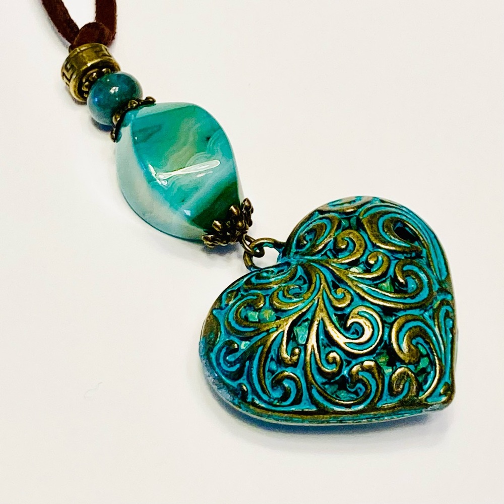Teal Turquoise Patina Filigree Brass Heart Necklace w/ Onyx & Chrysocolla Stone - Picture 7 of 11